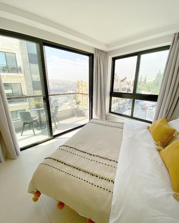 Bed and Breakfast Nu Fifty Two à Amman Extérieur photo
